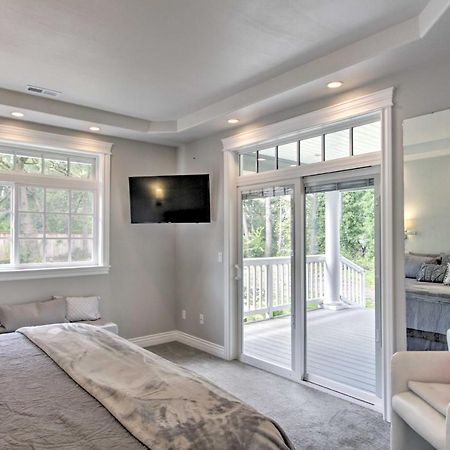Contemporary Tacoma Cottage With Deck And Pond! Екстер'єр фото